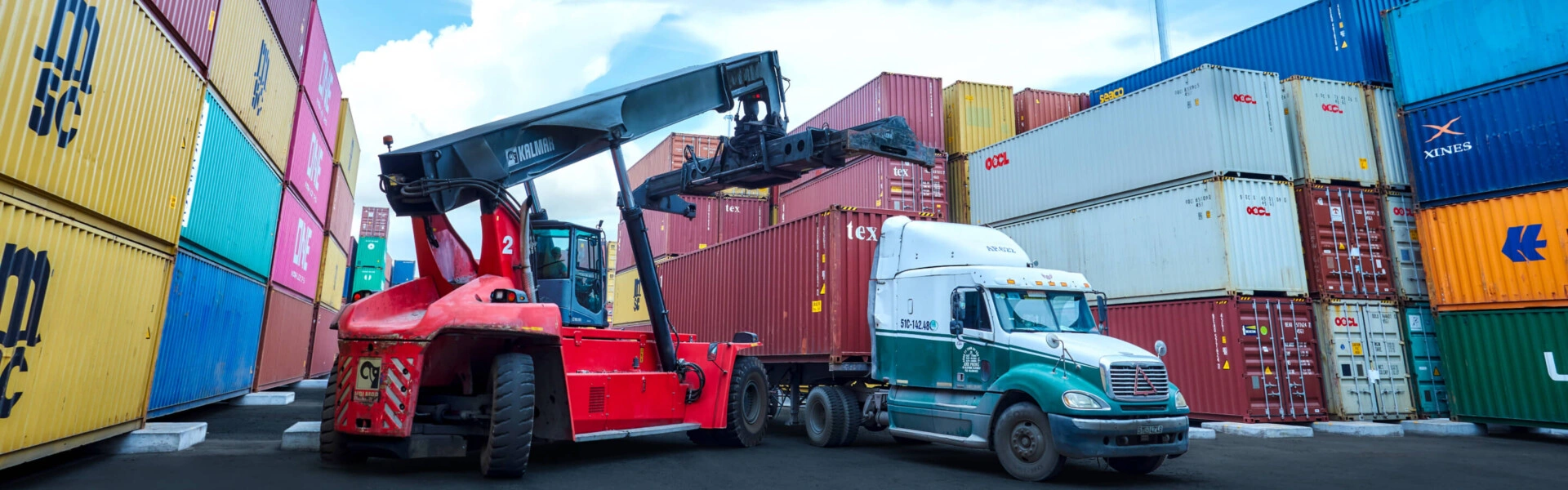 Banner Depot và sửa chữa container